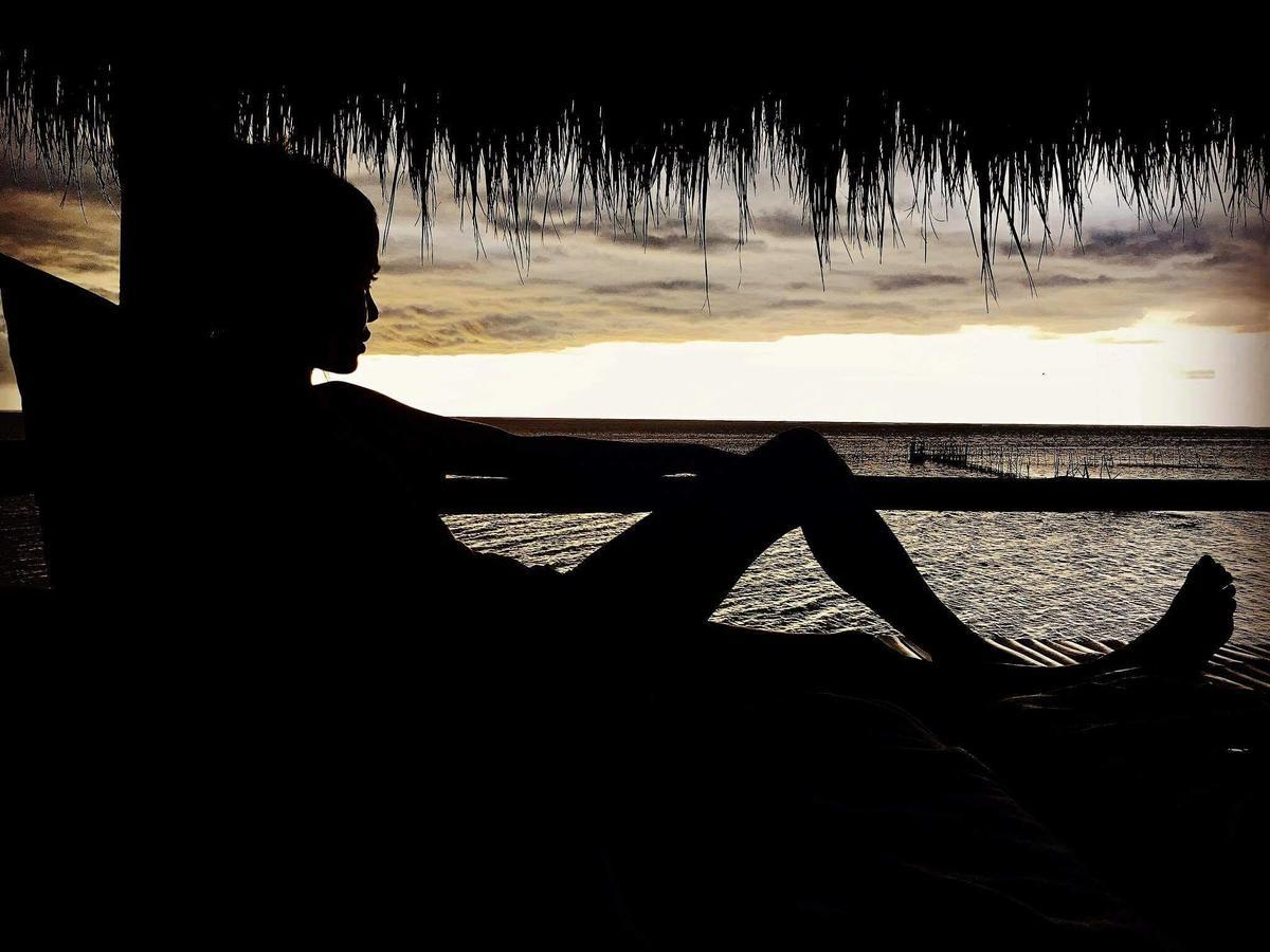 Birdland Beach Club Bolinao Exterior foto